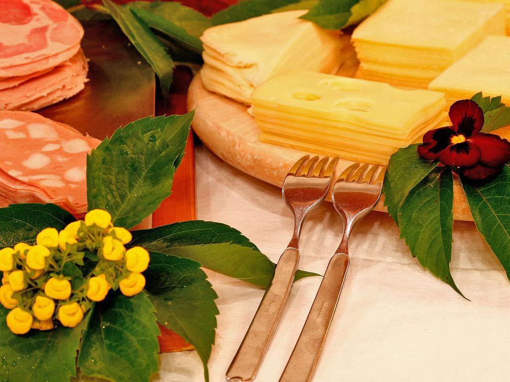 Hotel Gisserhof Ahrntal Екстериор снимка
